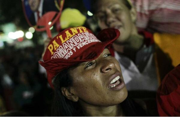 ‘Pa’ lante comandante’ es una de las frases de la campaña presidencial.