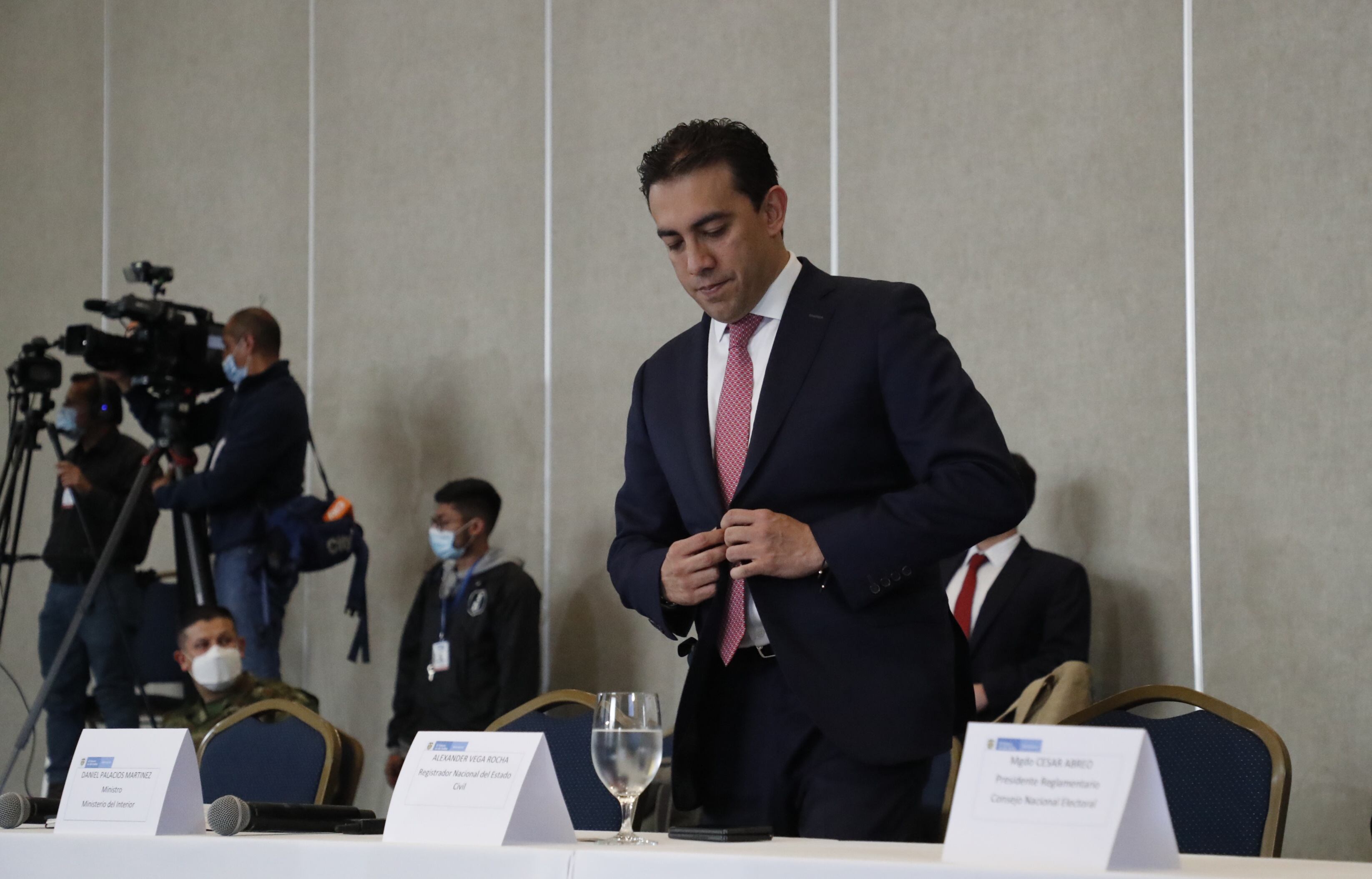 Registrador Alexander  Vega y Ministro del Interior Daniel Palacios, adelantan la  Comisión Nacional de Garantías Electorales