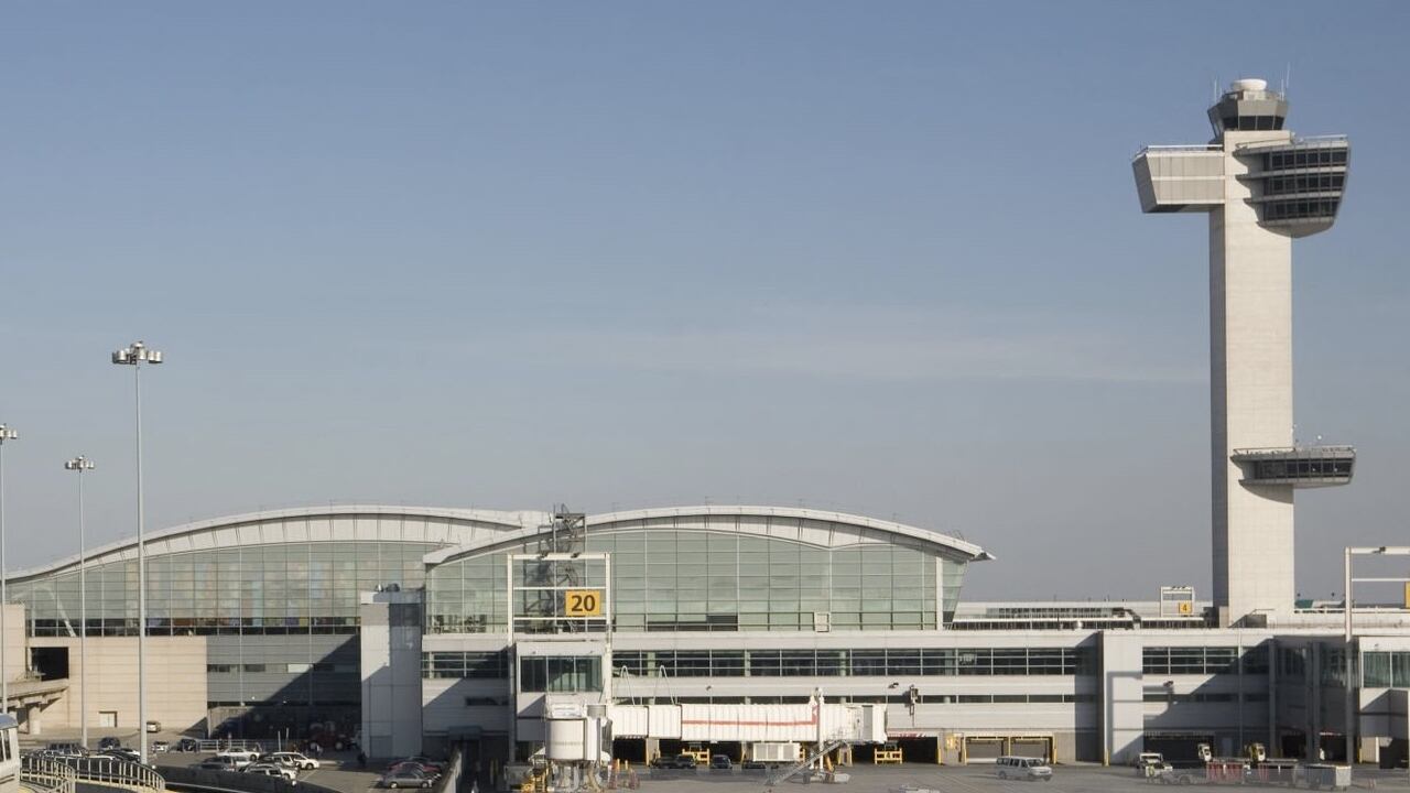 Vista del aeropuerto John F. Kennedy de la ciudad de Nueva York, el cual tiene la Terminal 1 cerrada por cuenta de un percance técnico