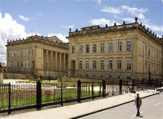 Fachada del Congreso de la República.