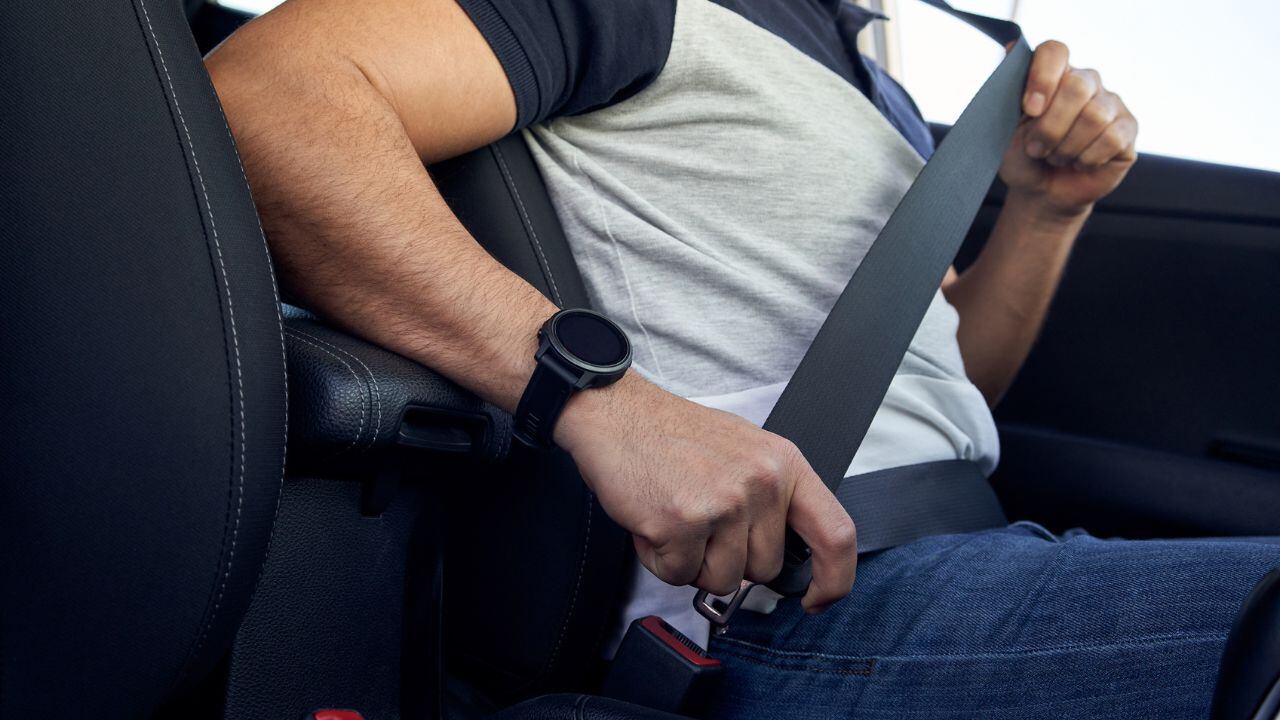 Uso del cinturón de seguridad.