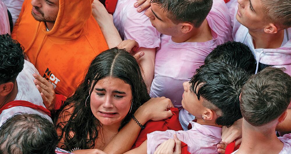 El crimen es un delito grave o un acto que es penalizado por la sociedad, como los crímenes contra la humanidad y todos aquellos que involucran asesinatos u homicidios.