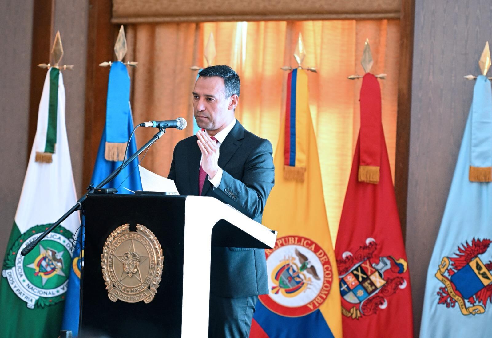 El ministro de Defensa, general (r) Pedro Sánchez, entregó las conclusiones del encuentro de direccionamientos con las Fuerzas Militares y de Policía.