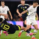 Duelo entre Suiza y Escocia.