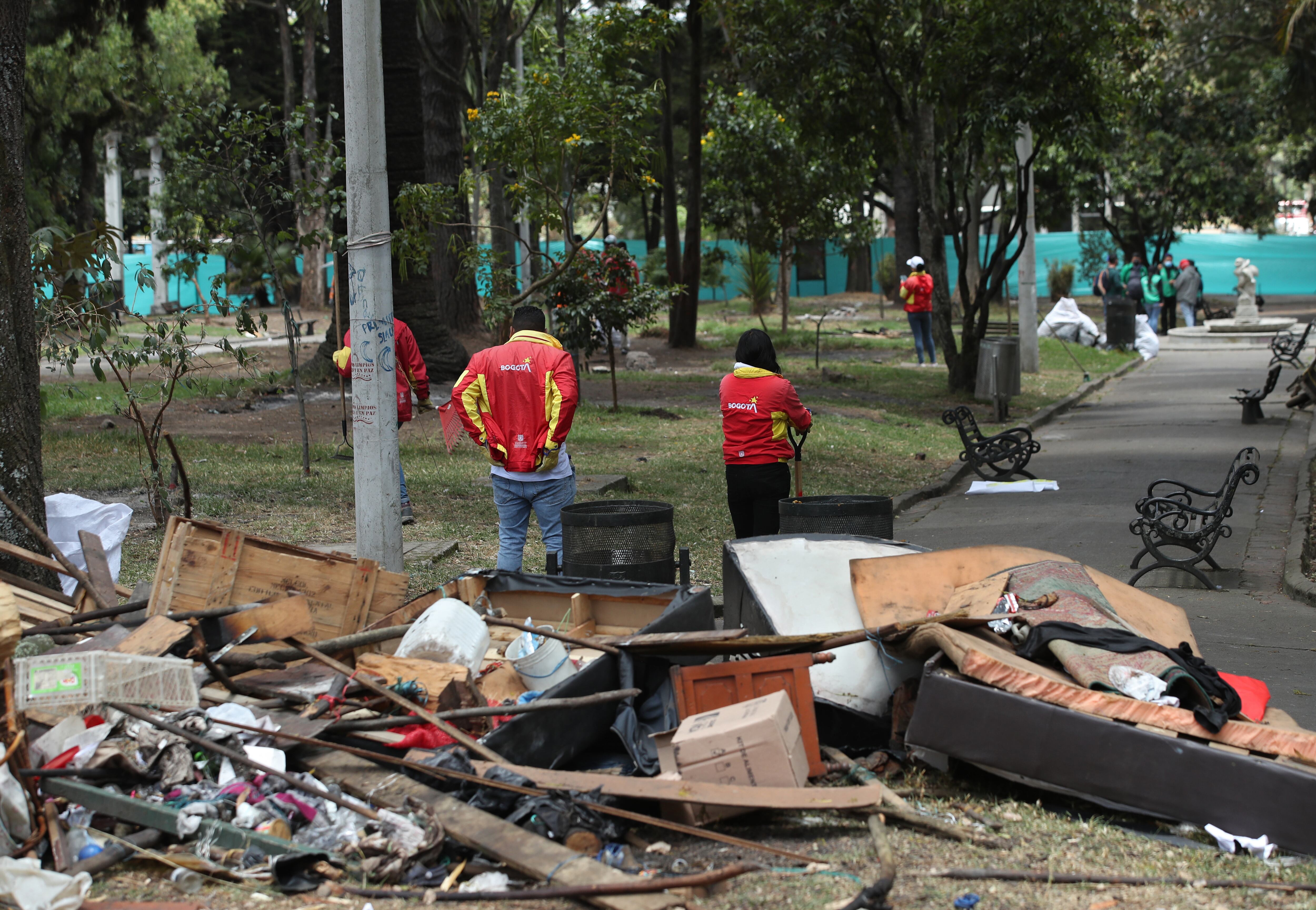 Cierran el Parque Nacional de Bogotá después de 11 meses de asentamiento de los indígenas embera
Bogotá mayo 13 del 2022
Foto Guillermo Torres Reina -Semana