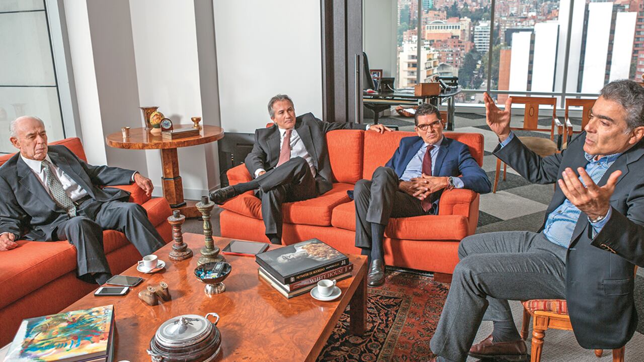 José Alejandro Cortés, César Caicedo, Antonio Celia y David Bojanini en un profundo conversatorio sobre las complejidades y retos de una eventual firma de la paz en La Habana.