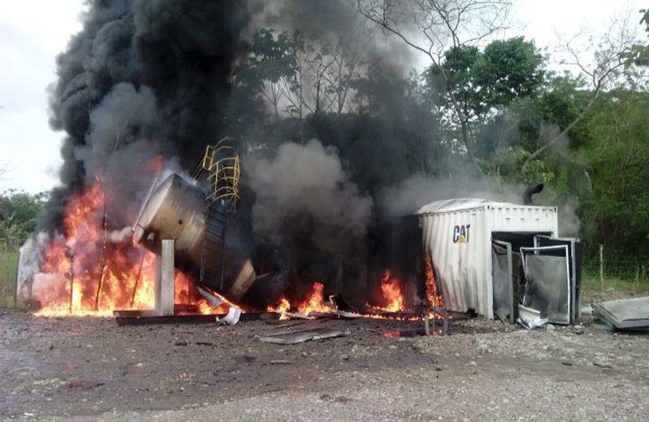 Atentado Pozo Loro 1. Valle del Guamuez, Putumayo, 6 de junio. (Foto: cortesía Ecopetrol)