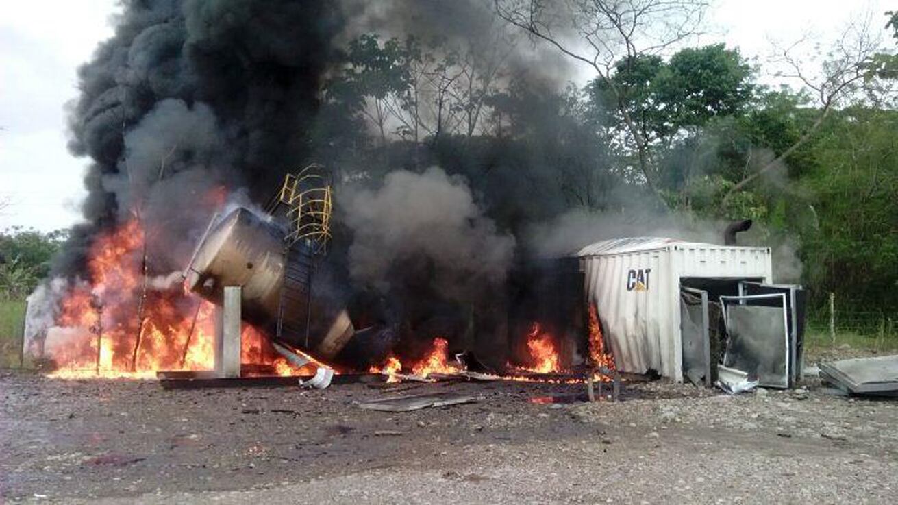 Atentado Pozo Loro 1. Valle del Guamuez, Putumayo, 6 de junio. (Foto: cortesía Ecopetrol)