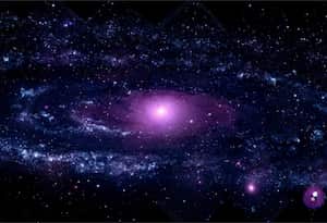 Imagen facilitada por la NASA hoy, miércoles, 27 de octubre de 2010, que muestra un mosaico de 330 imágenes individuales de la galaxia de Andrómeda, también conocida como M31, tomadas por la sonda WISE (Wide-field Infrared Survey Explorer).