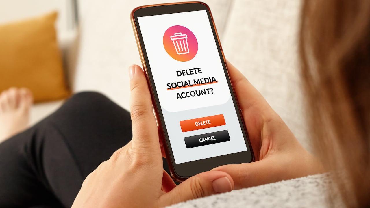La memoria del celular se puede llenar rápidamente por archivos muy pesados.