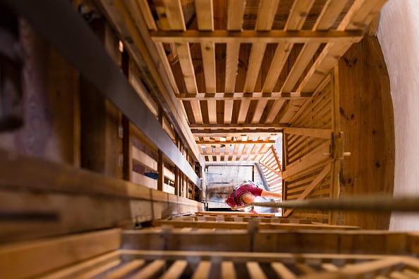 Conmoción causó en Argentina la muerte de un reconocido ginecólogo luego de caer por un ascensor, en un hecho ocurrido en la ciudad portuaria de Rosario a 300 km al norte  de Buenos Aires. Photo: Frank Hammerschmidt/dpa (Photo by Frank Hammerschmidt/picture alliance via Getty Images)