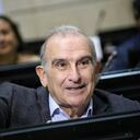 El senador votó en contra del artículo 8 del PND que daba facultades al Gobierno para implementar las recomendaciones del informe final de la Comisión de la Verdad.