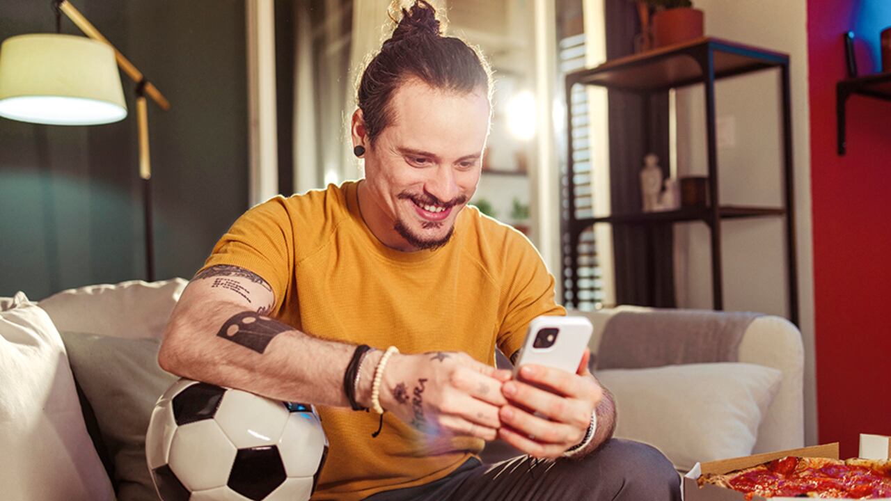 En Colombia hay 15 operadores autorizados para apuestas por internet. Su ventaja está en la facilidad de acceso y en que se puede jugar con sumas pequeñas.