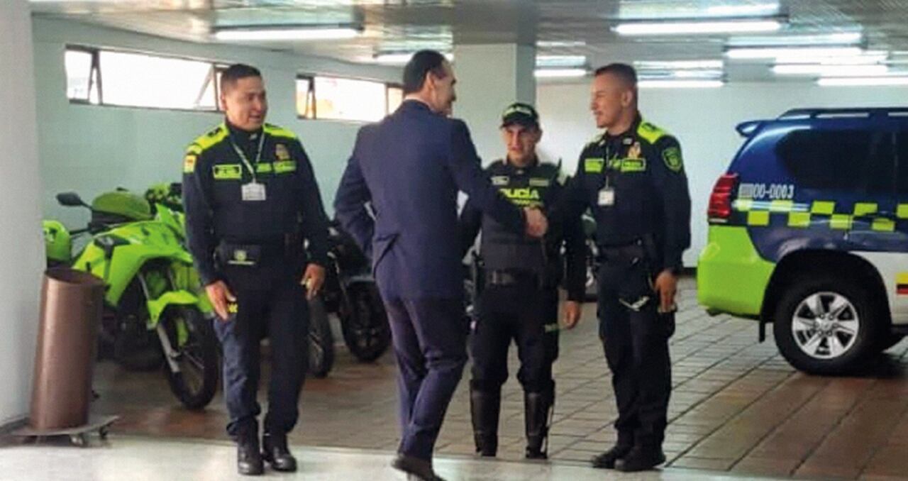 Tan pronto supo de su nombramiento como director de la Policía, el general William Salamanca se reunió con las cabezas de la institución y tiró línea.