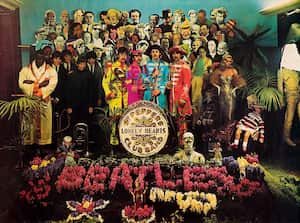 Icónica portada del álbum 'Sgt Pepper's Lonely Hearts Club Band' de The Beatles.