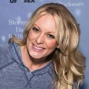 La actriz de cine para adultos Stormy Daniels asiste a una firma de libros para sus memorias "Full Disclosure" en el Museo del Sexo el 8 de octubre de 2018 en Nueva York. (Photo by Charles Sykes/Invision/AP)
