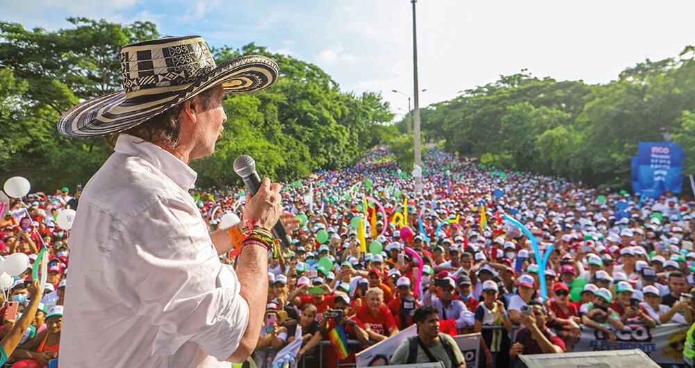  “Si gano la presidencia, voy a tomar las mejores ideas de todos y los voy a invitar a hablar”.