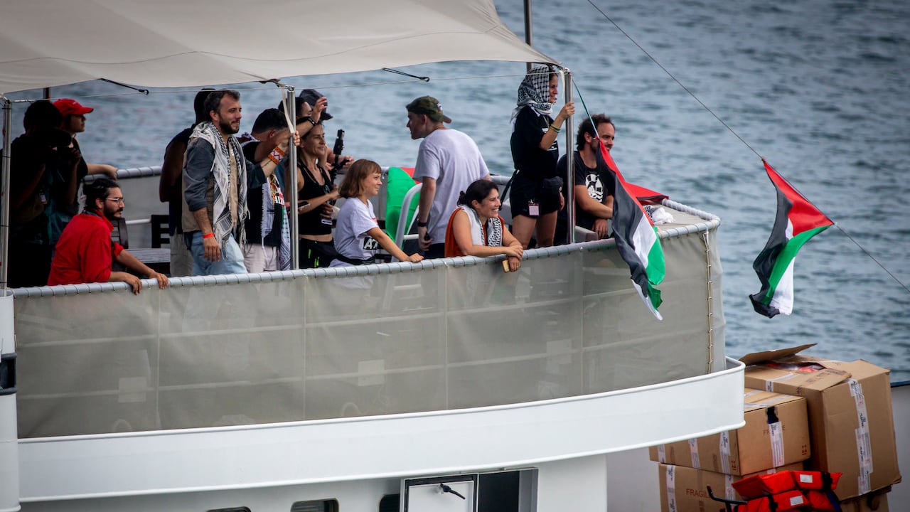 Este es uno de los barcos de la flotilla de Gaza.