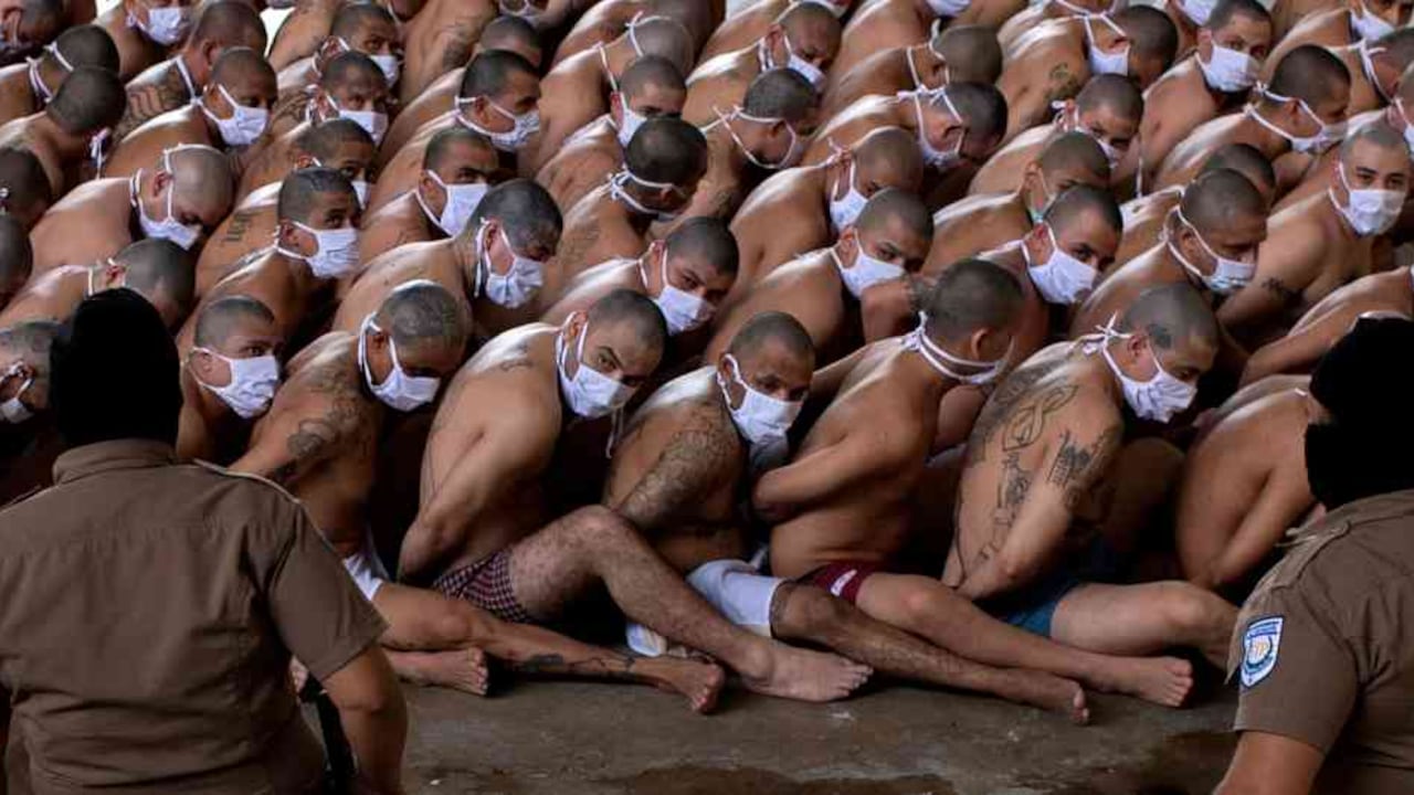 Las pandillas Mara Salvatrucha y Barrio 18, entre otras, tienen unos 70.000 miembros en El Salvador.