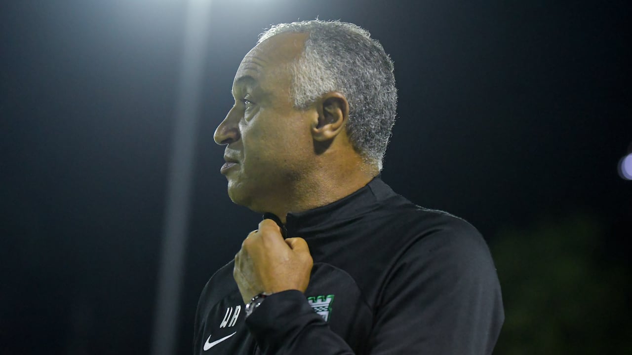 William Amaral dejó su lugar para la llegada de Jhon Jairo Bodmer.