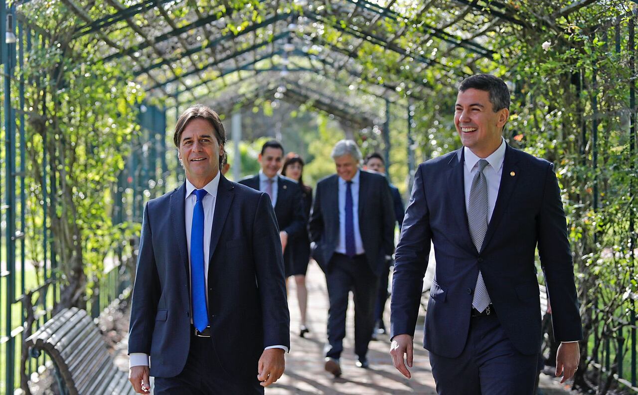 El pronunciamiento fue hecho en el marco de una visita que sostuvo el mandatario electo de Paraguay a Montevideo, donde se reunió con el presidente de Uruguay, Luis Lacalle Pou.