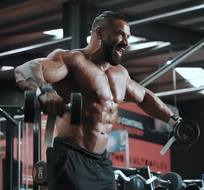 Neil Currey entrenando.