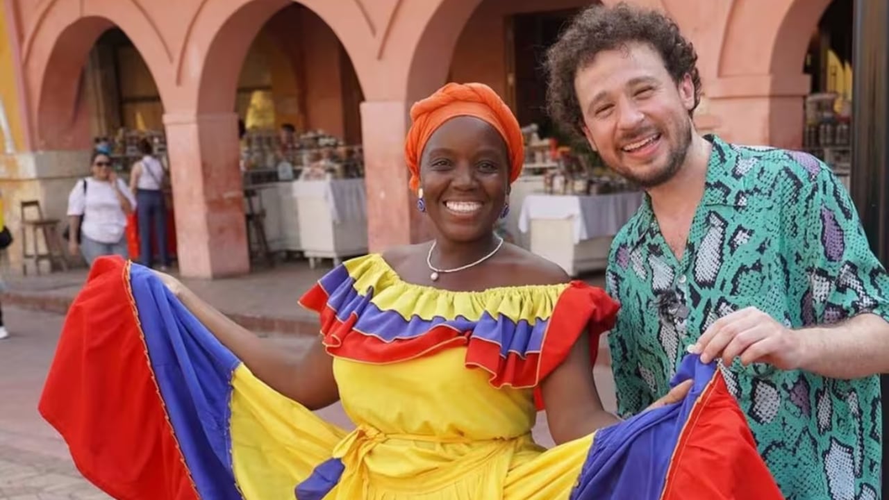 Luisito Comunica visitó el mercado de Bazurto en Cartagena.