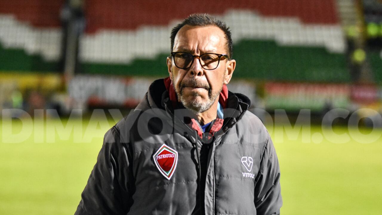 El entrenador se encuentra bajo observación médica.