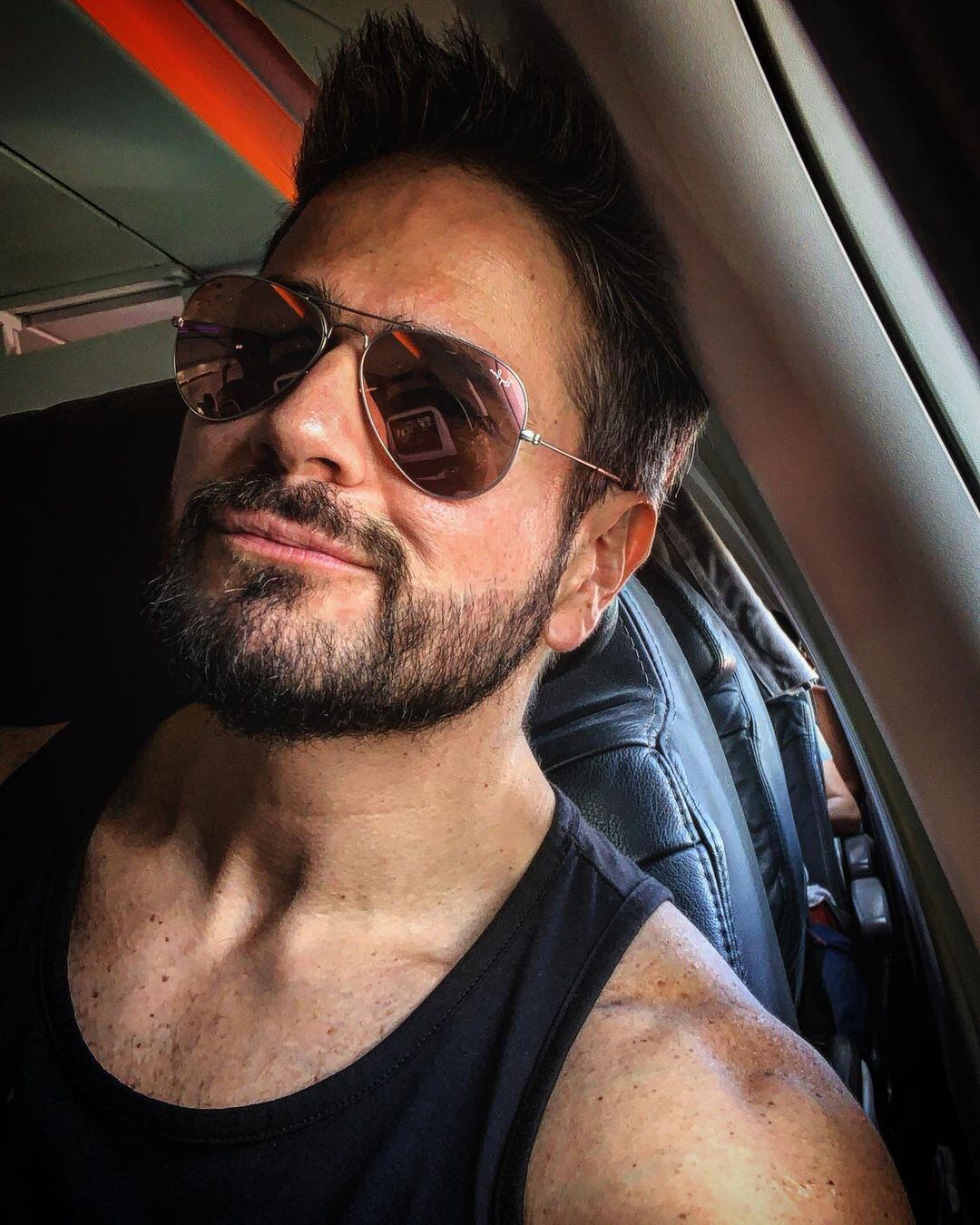 Daniel Arenas elevó rumores de su separación con Daniella Álvarez.