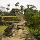 Para llegar a este parque se debe realizar una caminata que toma entre cuatro y seis días bajo la guía de una de las siete agencias turísticas autorizadas. Una de estas es propiedad de un grupo de guías locales. Su duración dependerá del estado físico del turista, pues de acuerdo al plan contratado las jornadas de caminata varían entre cuatro a siete horas diarias.