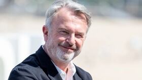 Sam Neill reveló que tiene cáncer y que le detectaron la enfermedad hace un año mientras estaba en la gira de la película “Jurassic World: Dominion”.