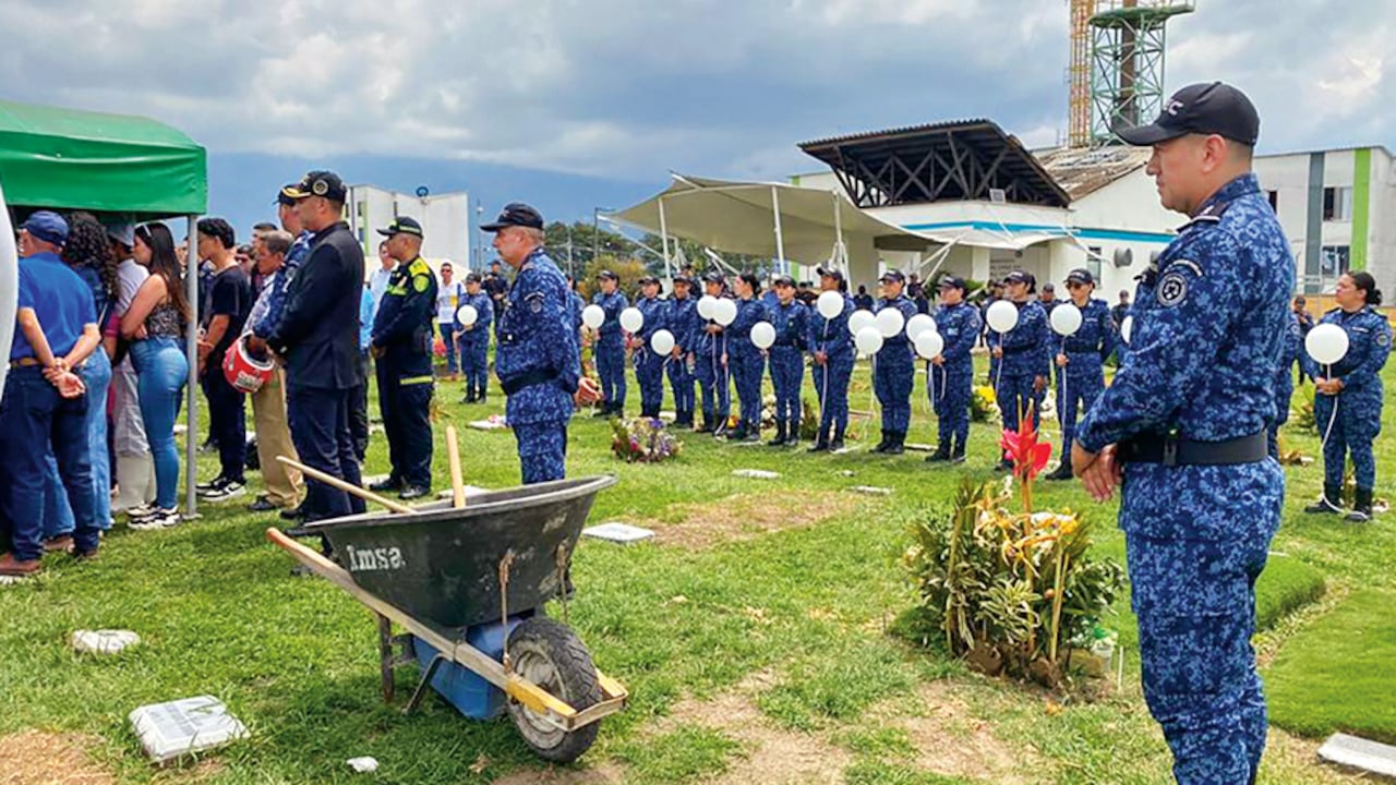 Los hombres de la guardia del Inpec se convirtieron en objetivo de los jefes de las bandas criminales que buscan presionar negociaciones con el Gobierno.