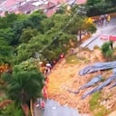 Deslizamiento de tierra en Medellín, cerca de 200 personas tuvieron que evacuar los hogares de manera temporal.