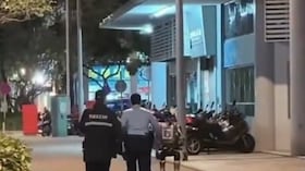 La policía intervino tras incidente entre robot y adulta mayor.