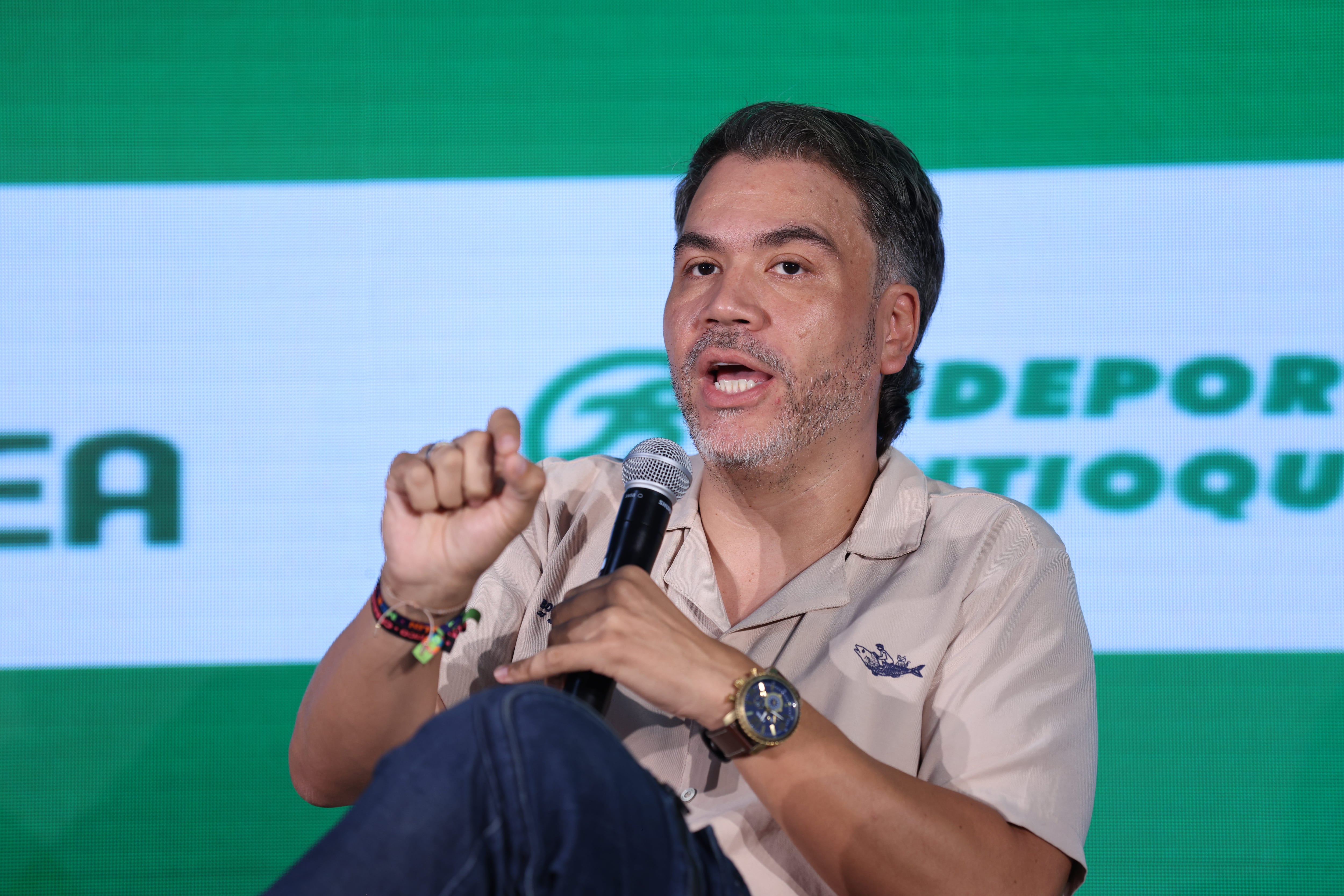 Foro Semana por Colombia Medellín y Antioquia 2026
La región que amplía sus fronteras
Una economía en transformación, territorios que crecen y una nueva conexión con el mundo
25 de agosto de 2026