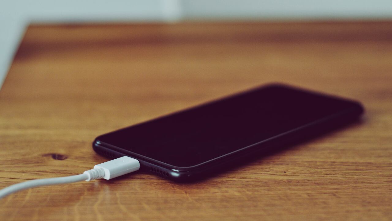 Un cable conectado en un lugar equivocado puede ser letal para la privacidad.