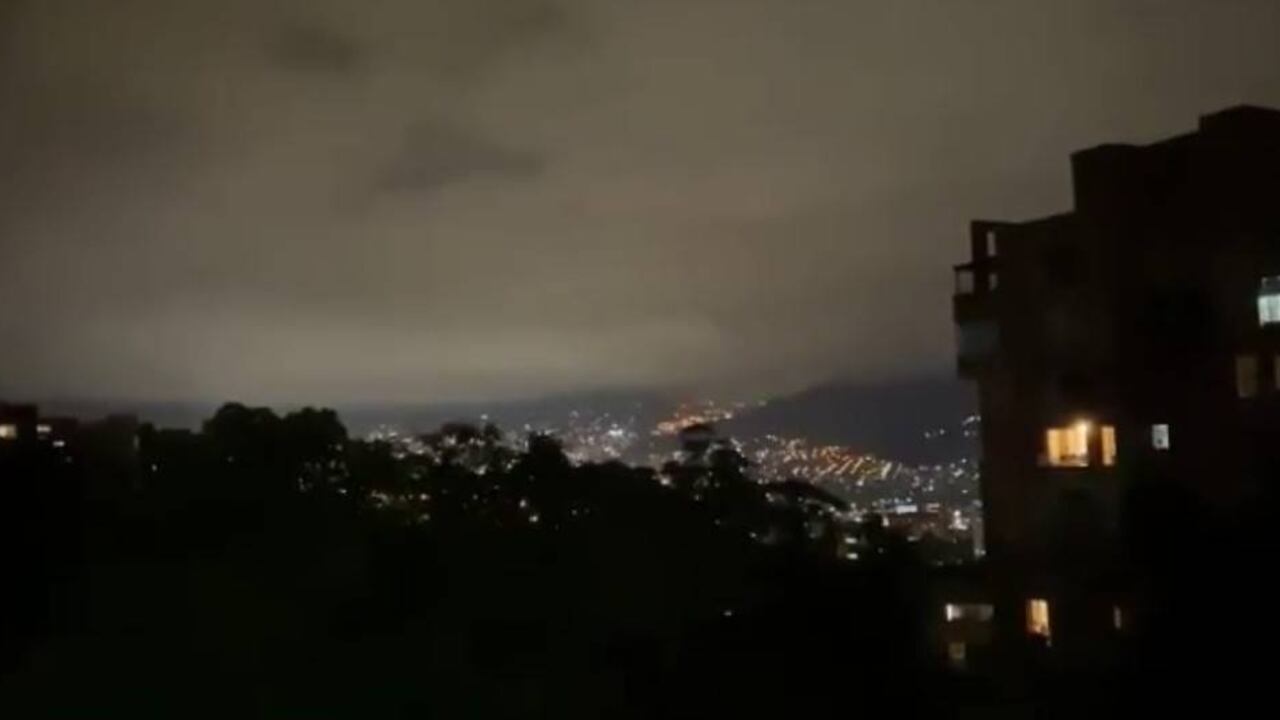 ¿Apocalipsis en Medellín? Usuarios registraron extraño fenómeno natural | Noticias