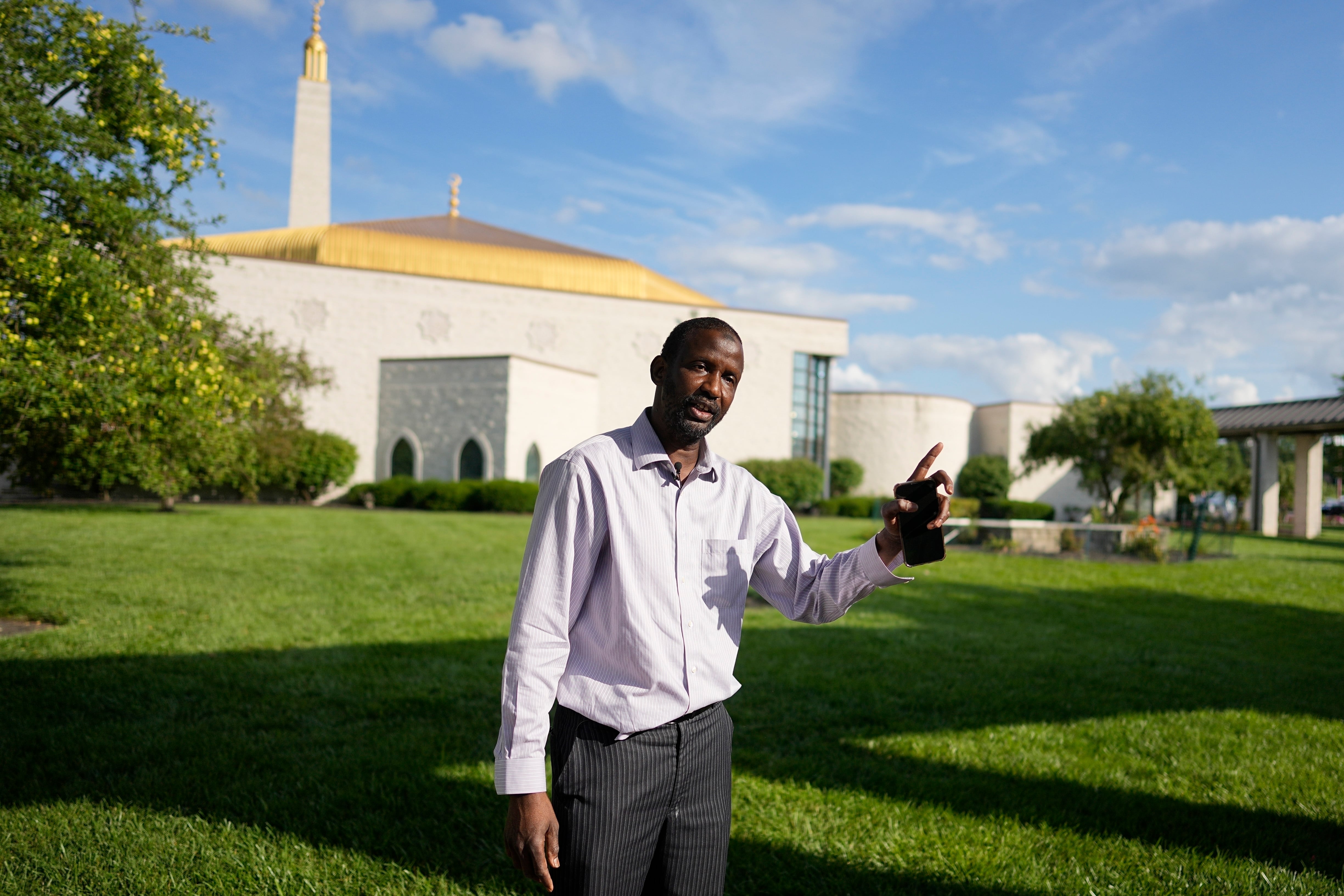 El repunte en la inmigración ha sido posible por el descubrimiento este año de una nueva a través de Nicaragua, donde la laxitud de los requisitos de entrada permite a los mauritanos y a otros extranjeros adquirir una visa de bajo costo sin necesidad de demostrar que van a continuar su viaje. (Foto AP/Darron Cummings)