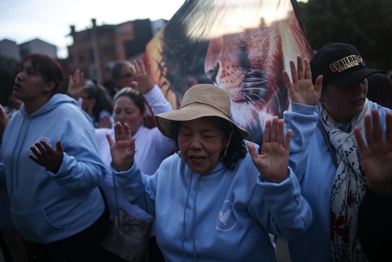 Jornada de oración por la salud de Miguel Uribe Turbay, en la Fundación Santa Fe.