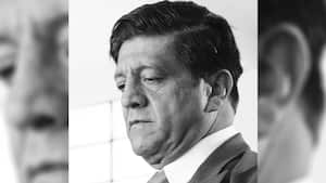 Con esta imagen se despidió el actor Julián Román, hijo de Edgardo