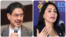 El senador Iván Cepeda y la excandidata presidencial de Ecuador Luisa González.