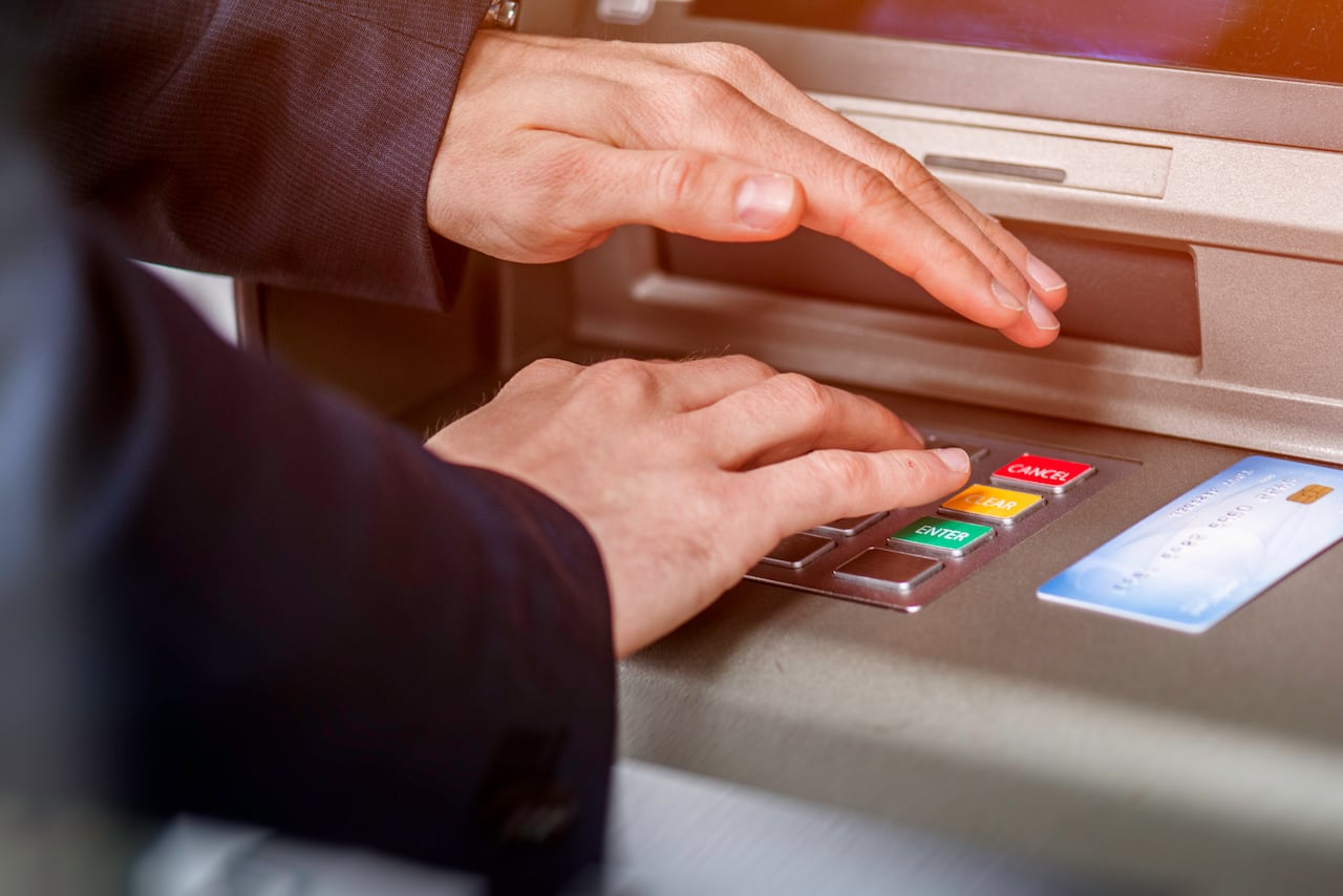 La entidad bancaria enfatiza que siempre se debe cuidar la privacidad al ingresar la contraseña, incluso en lugares concurridos como centros comerciales o bancos.