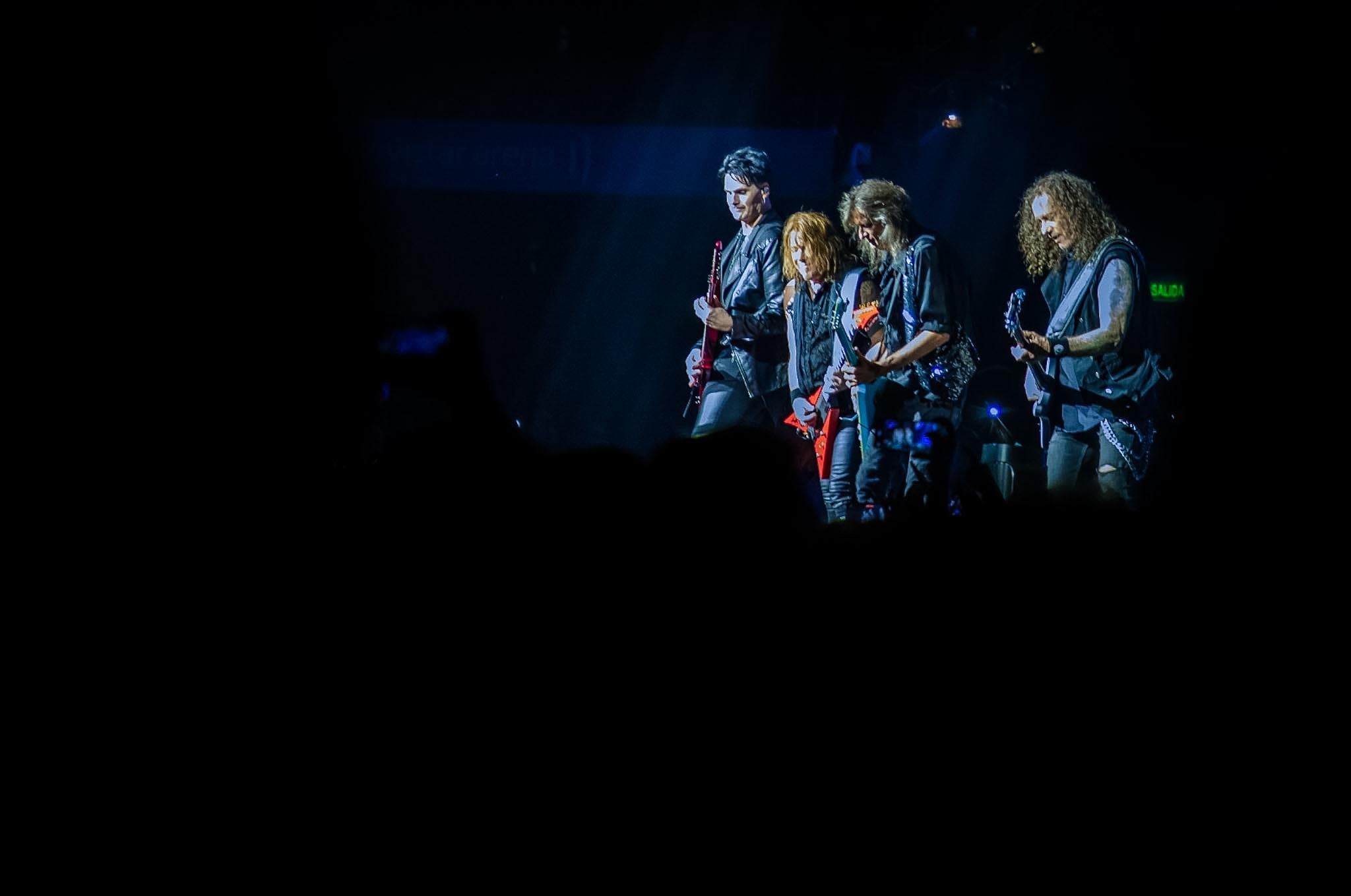 Sascha Gerstner, Kai Hansen, Michael Weikath y Marcus Grosskopf; las cuerdas de las calabazas en acción.