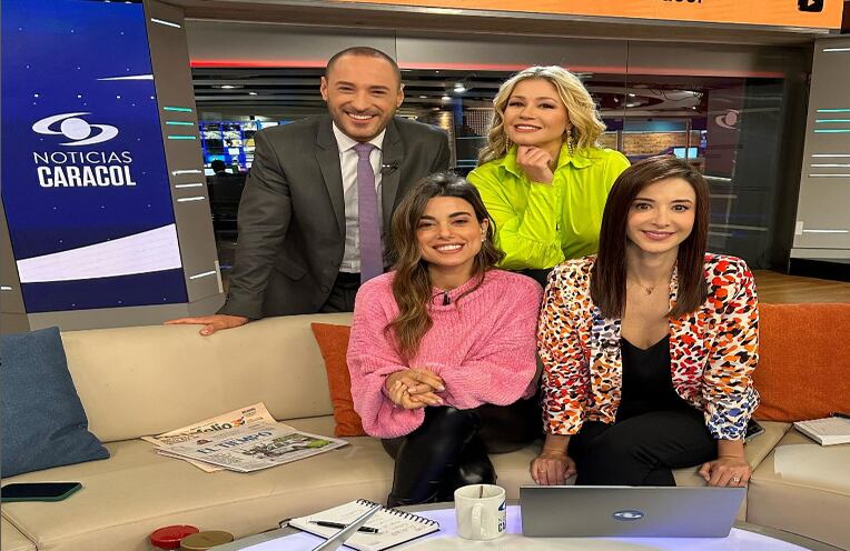Presentadores de Noticias Caracol: Andrés Montoya, Pilar Schmitt, Marina Granziera y Alejandra Giraldo.