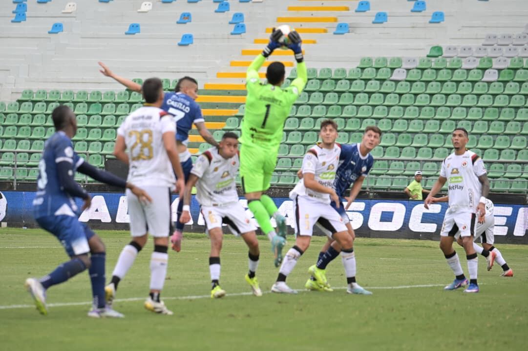 Compromiso entre Alianza vs. Cucu