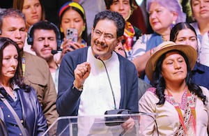La campaña de Iván Cepeda quedó corta frente a la remontada de Abelardo De La Espriella. Expertos analizan las claves de la derrota del Pacto Histórico.