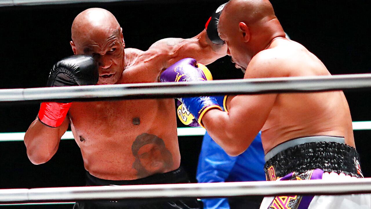 Pelea Mike Tyson y Roy Jones