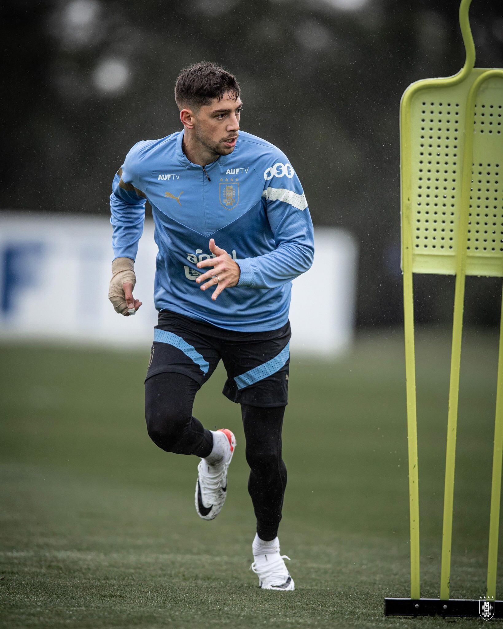 Federico Valverde entrenando bajo las órdenes de Bielsa.