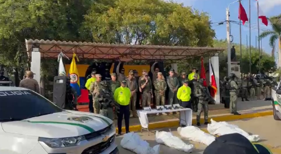 Presidente Abelardo De La Espriella entrega detalles desde La Guajira del operativo en el que abatieron a alias Bendito Menor y a alias La Bebecita.