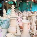 En Ráquira, Boyacá, se trabaja la artesanía con arcilla plástica